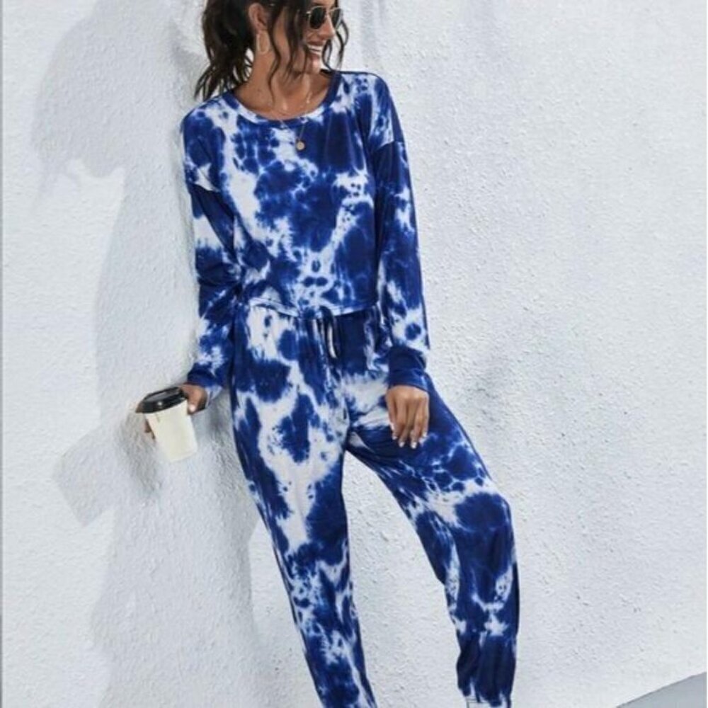 Blue And White Loungewear Set - Picture 3 of 8